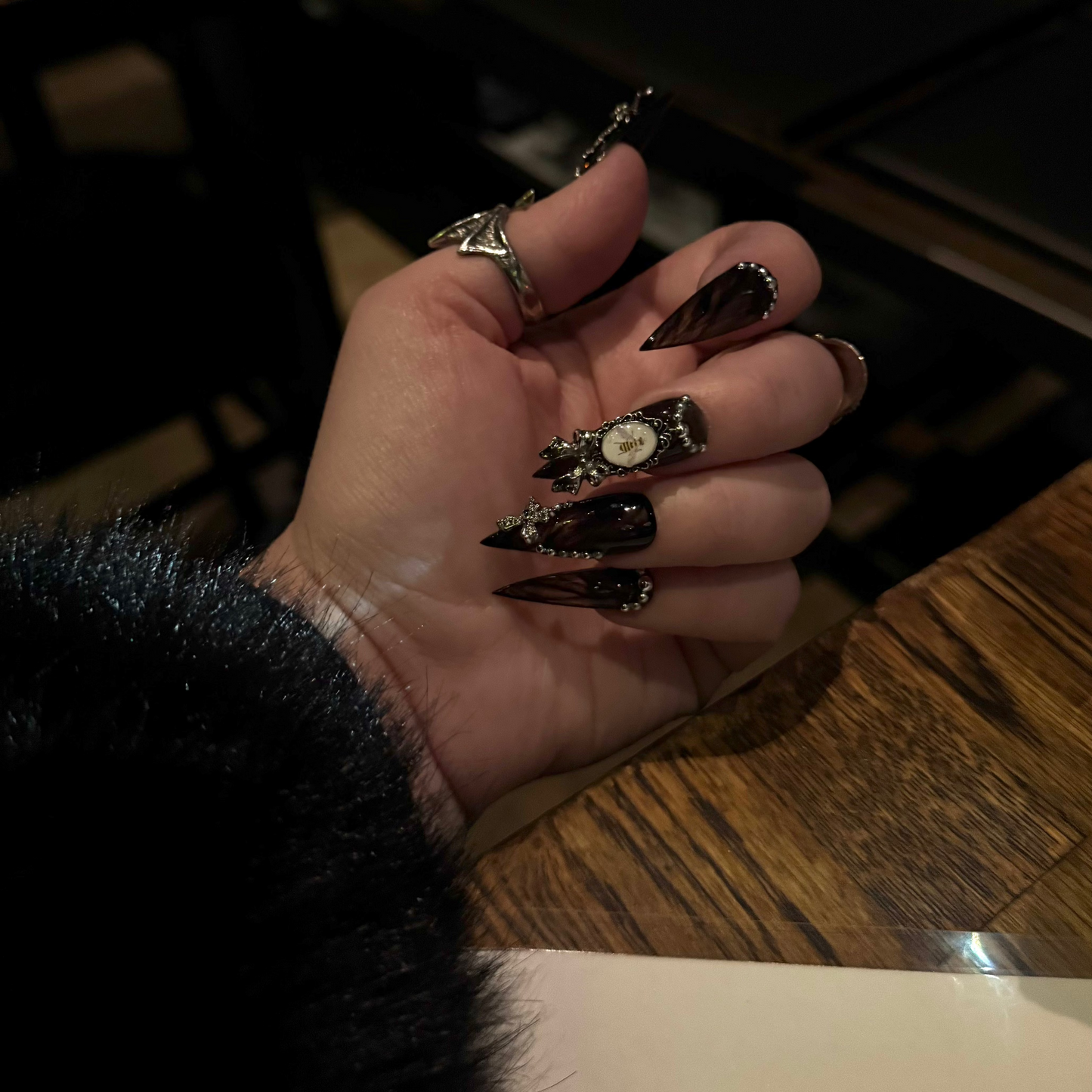 ODDITY - NAIL SET